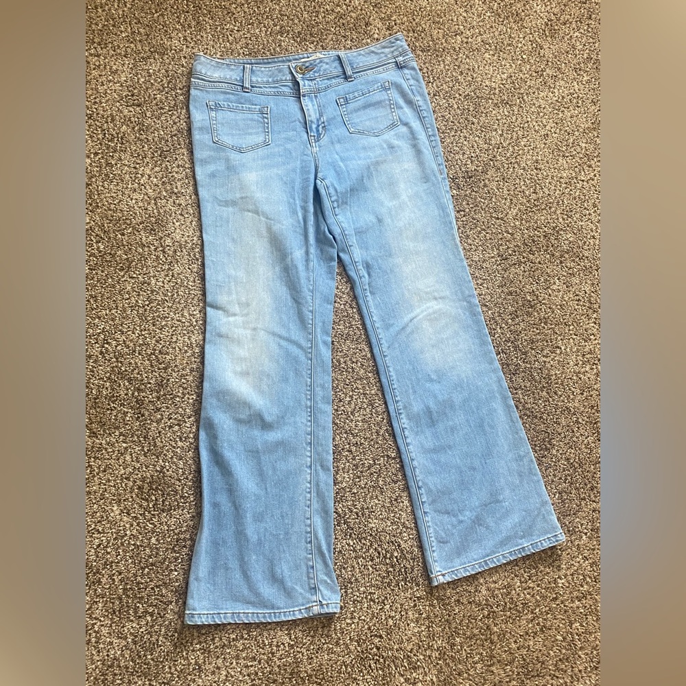 Bootcut Light-wash Cabi Jeans
